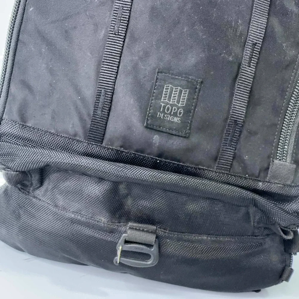 Topo Designs Travel Bag 30L Black Carry On Backpack Convertible Laptop Luggage